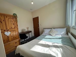 bed- click for photo gallery